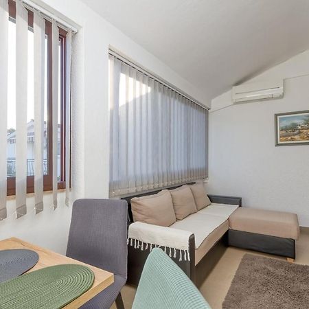 Apartment Lucijan Poreč Exterior foto